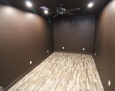303 Mahan Street - Photo Thumbnail 23
