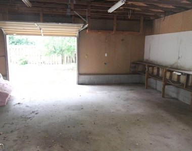 303 Mahan Street - Photo Thumbnail 29