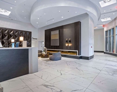 400 W Peachtree Street Nw - Photo Thumbnail 19
