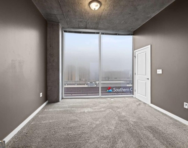 400 W Peachtree Street Nw - Photo Thumbnail 6