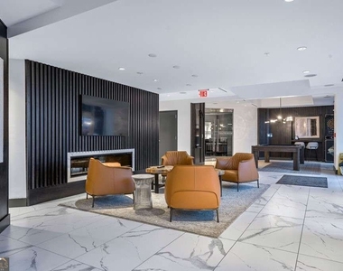 400 W Peachtree Street Nw - Photo Thumbnail 21