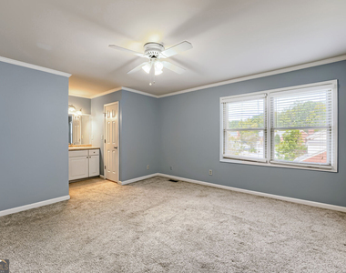 410 Forestgate Court - Photo Thumbnail 11