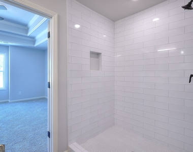 41 Crest Drive - Photo Thumbnail 22