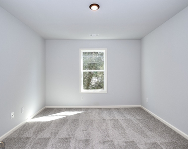 41 Crest Drive - Photo Thumbnail 9
