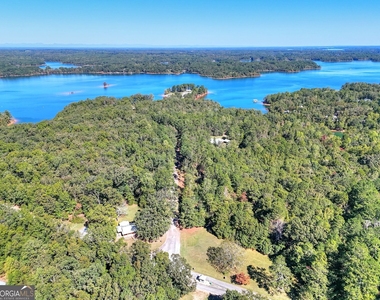 33 Crest Drive - Photo Thumbnail 26