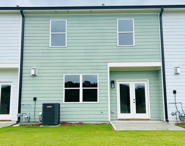33 Crest Drive - Photo Thumbnail 22