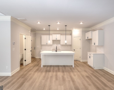 33 Crest Drive - Photo Thumbnail 1