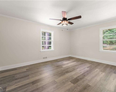 4755 Kent Road - Photo Thumbnail 17