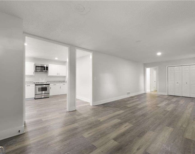 4755 Kent Road - Photo Thumbnail 7