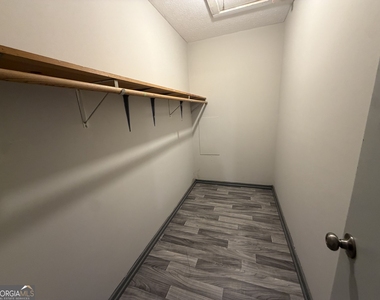 816 Bert Moorhead Road - Photo Thumbnail 5