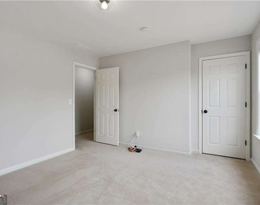 3644 Kentford Lane - Photo Thumbnail 14