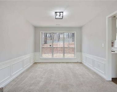 3644 Kentford Lane - Photo Thumbnail 2