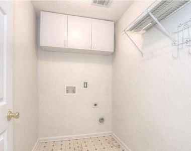 3284 Rockwalk Terrace - Photo Thumbnail 4