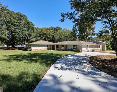 5075 Winters Chapel Road - Photo Thumbnail 22