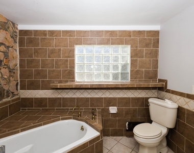5075 Winters Chapel Road - Photo Thumbnail 19