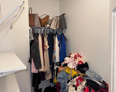 304 Commons Drive - Photo Thumbnail 16