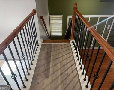 839 Michael Lee Way - Photo Thumbnail 41
