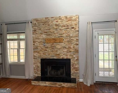 839 Michael Lee Way - Photo Thumbnail 29