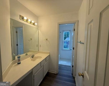 839 Michael Lee Way - Photo Thumbnail 51