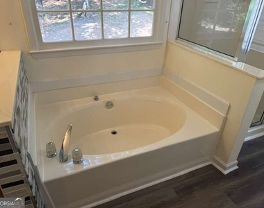 839 Michael Lee Way - Photo Thumbnail 44