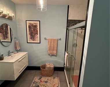 1003 Parsons Street Sw - Photo Thumbnail 12
