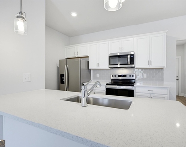 139 Chastain Drive - Photo Thumbnail 6