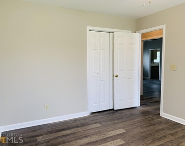 61 Garden Hills Drive - Photo Thumbnail 17