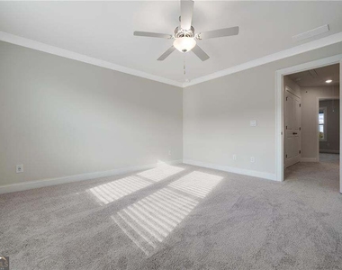 126 Reagan Street - Photo Thumbnail 21