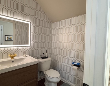 5786 Apple Grove Road - Photo Thumbnail 27