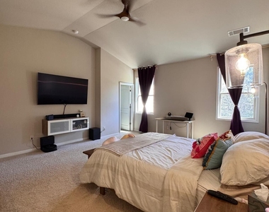 5786 Apple Grove Road - Photo Thumbnail 8