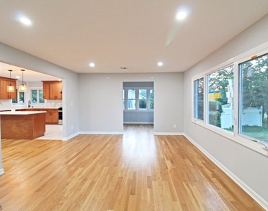 96 Newton Sparta Rd - Photo Thumbnail 6