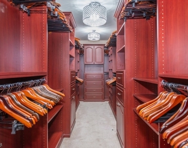 22 Saunders Ln - Photo Thumbnail 18