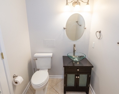22 Saunders Ln - Photo Thumbnail 28