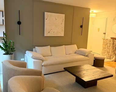345 East 81st Street - Photo Thumbnail 6