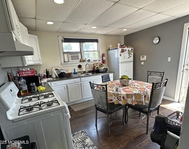 651 2nd Avenue - Photo Thumbnail 1