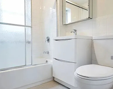 22-74 33rd Street - Photo Thumbnail 6