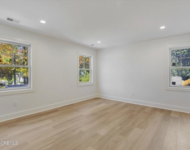 243 Woodcrest Road - Photo Thumbnail 29