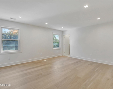 243 Woodcrest Road - Photo Thumbnail 21