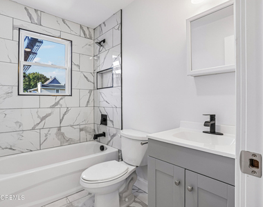 170 Seaman Street - Photo Thumbnail 5
