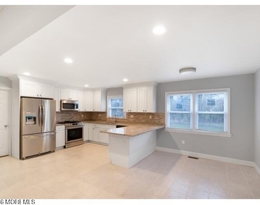 370 Smithburg Road - Photo Thumbnail 2