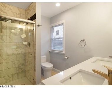 370 Smithburg Road - Photo Thumbnail 8