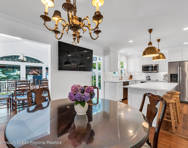 200 Lorraine Avenue - Photo Thumbnail 7