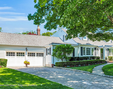 200 Lorraine Avenue - Photo Thumbnail 2