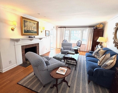 200 Lorraine Avenue - Photo Thumbnail 10