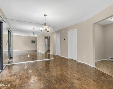 30 Meadow Green Circle - Photo Thumbnail 7