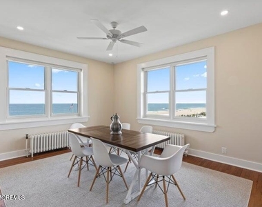 1 Roseld Avenue - Photo Thumbnail 6