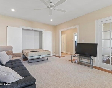 1 Roseld Avenue - Photo Thumbnail 3