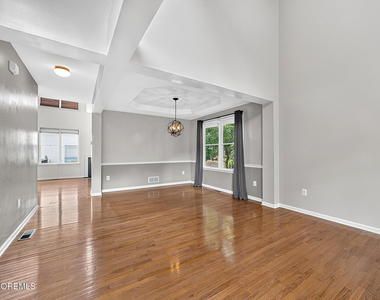 25 Brittany Court - Photo Thumbnail 7