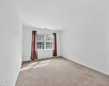 25 Brittany Court - Photo Thumbnail 2