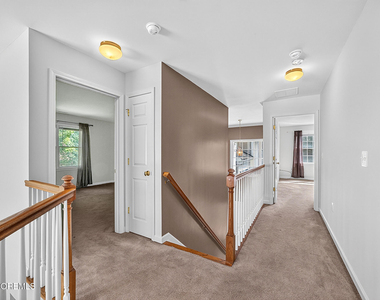 25 Brittany Court - Photo Thumbnail 23